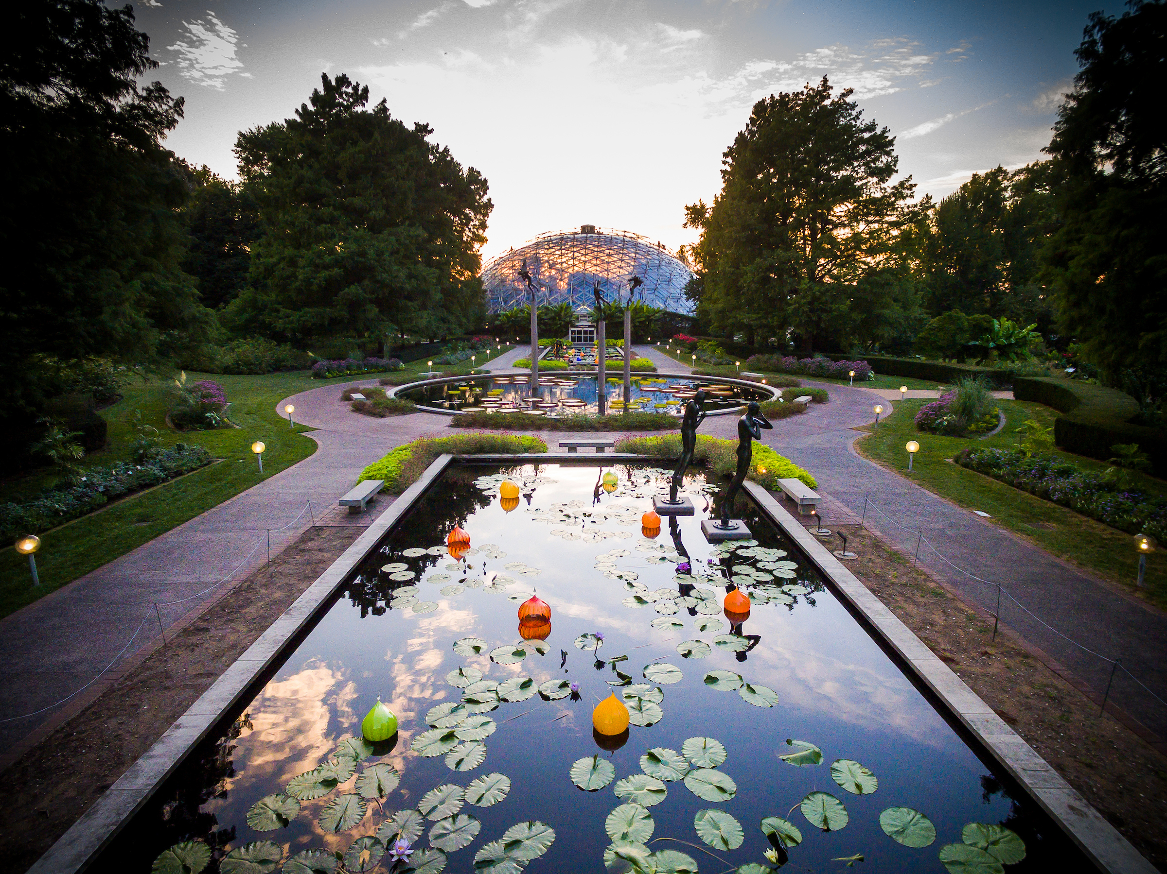 Visitor’s Guide: Extended Evening Hours at the Missouri Botanical Garden